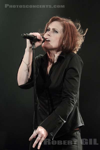 ALISON MOYET - 2013-09-27 - PARIS - Divan du Monde - 